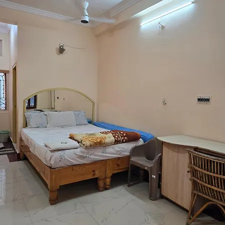 Lakshmi Heritage Tourist Home Hampi Exterior photo